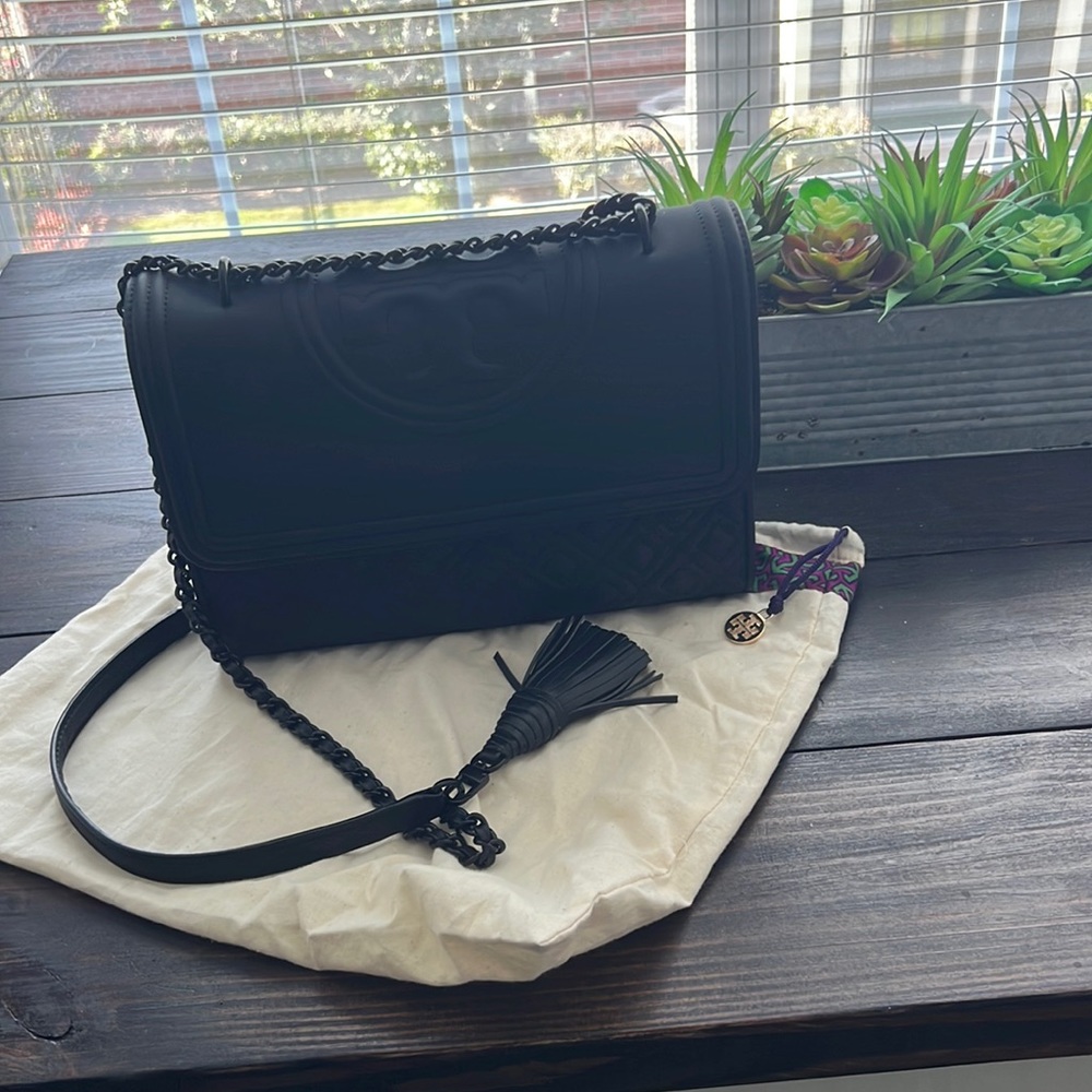 Tory Burch purse (Matte Black)